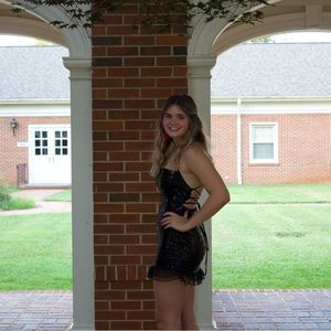 Lucy in the Sky dress black with lace detail